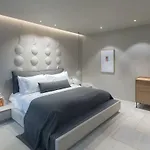 Hotel Omm