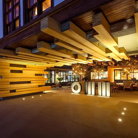 Hotel Omm 4*
